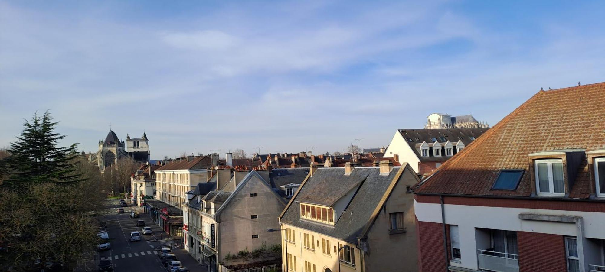 A Stondeta Appartement Beauvais Buitenkant foto